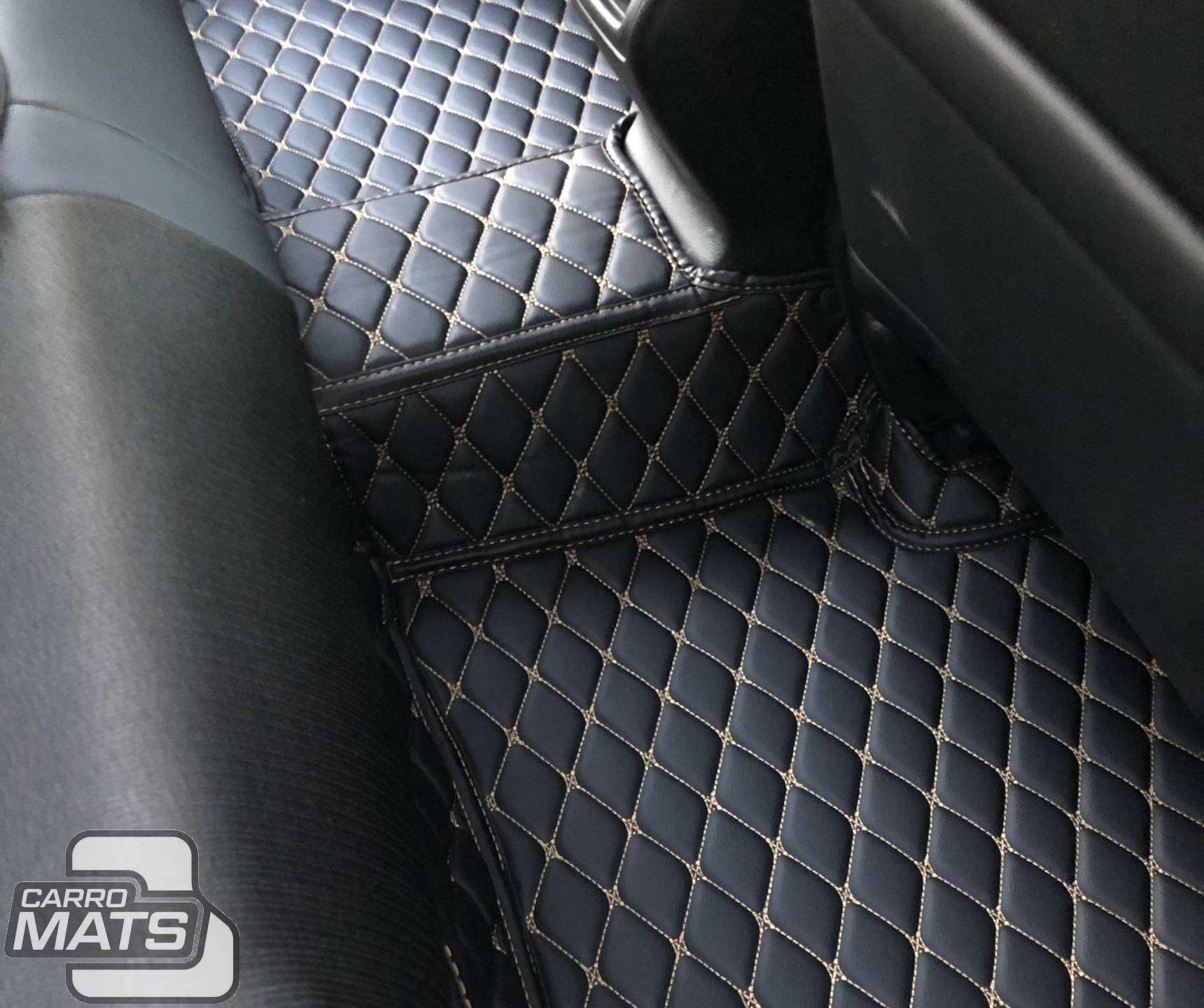 Diamond Custom Floor Mats for Chrysler 300 (2011-2023) (RWD)